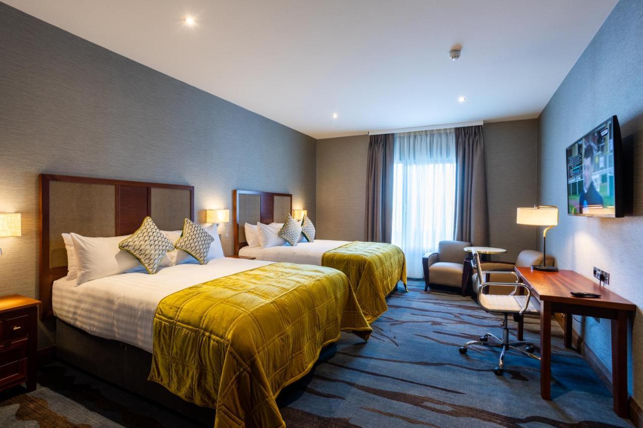 Lawlors Hotel Naas Εξωτερικό φωτογραφία