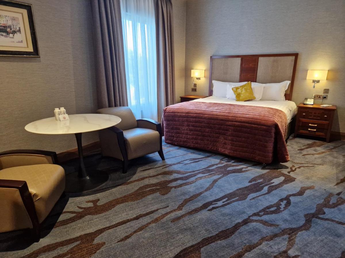 Lawlors Hotel Naas Εξωτερικό φωτογραφία