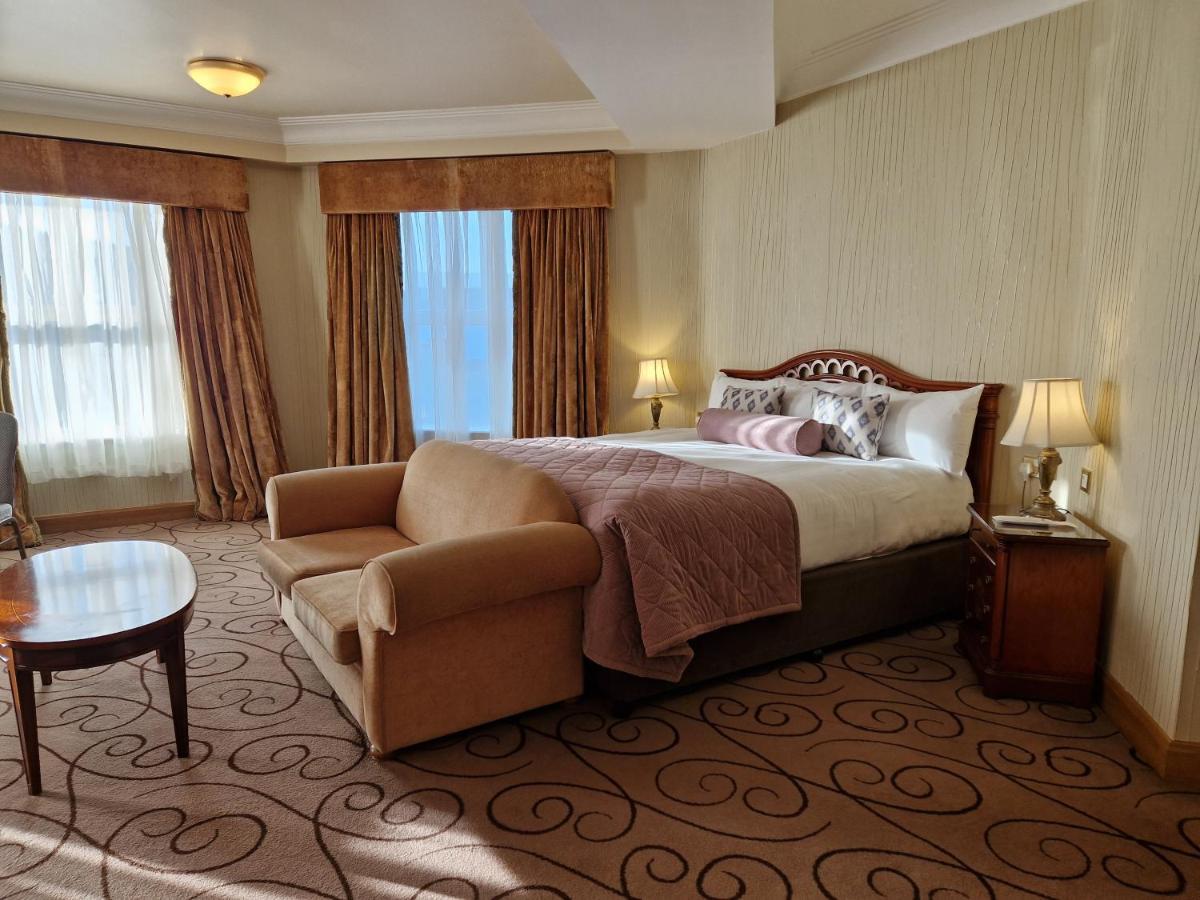 Lawlors Hotel Naas Εξωτερικό φωτογραφία